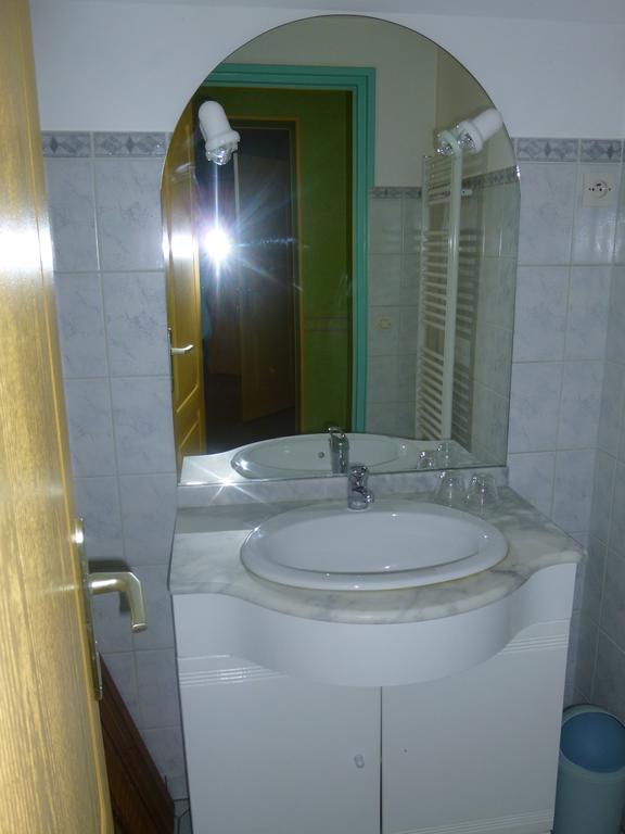 Family Delcour Bed & Breakfast Mailly-Maillet Exterior photo